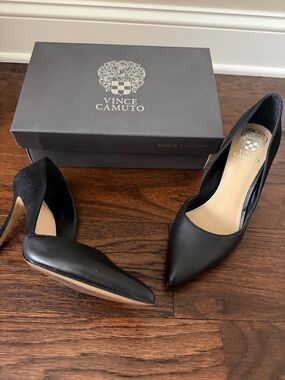 Vince Camuto Black Pointed-Toe D'Orsay Pumps